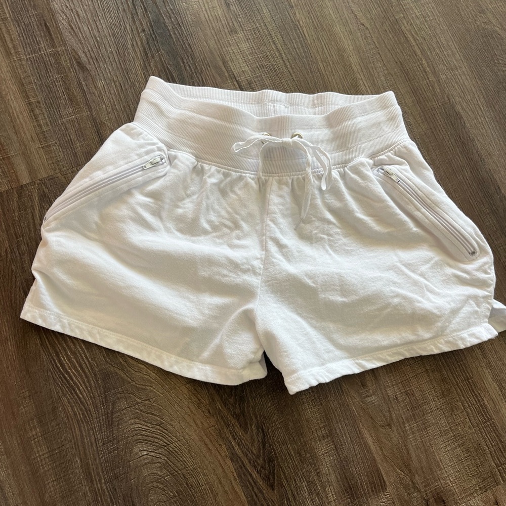 White shorts by French Laundry size medium and pockets!